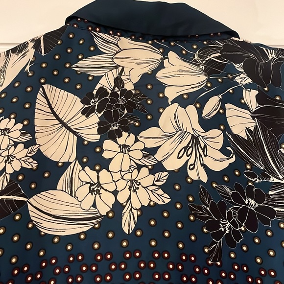 Zara vintage flowered button-up blouse - Picture 1 of 6
